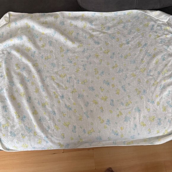 Vintage Baby Receiving Blanket With Yellow & Blue Bears Pattern - Picture 1 of 5